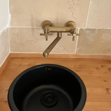 דירה Dimora Grottacielo פולינאנו א מארה