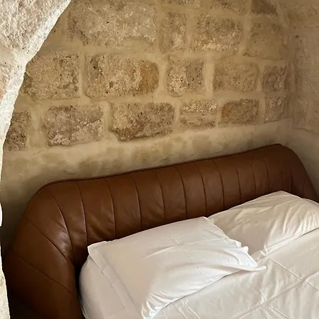 Dimora Grottacielo דירה *