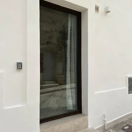 דירה Dimora Grottacielo